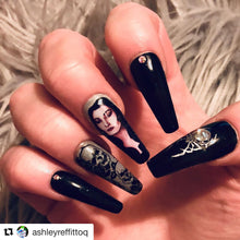 Load image into Gallery viewer, Addams family