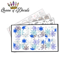 Load image into Gallery viewer, Negative Space Snowflakes