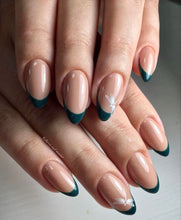 Load image into Gallery viewer, IBDI NAILS - AIR  slider 112 - White flowers &amp; Butterflies