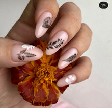 Load image into Gallery viewer, IBDI NAILS - AIR  slider 171 Black and White Leaves