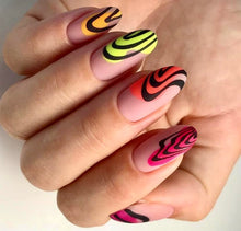 Load image into Gallery viewer, IBDI NAILS - AIR  slider 165 Black and White Wave Pattern