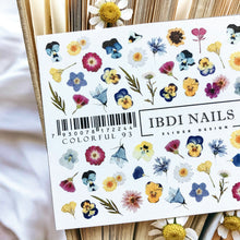 Load image into Gallery viewer, IBDI NAILS slider - COLORFUL 93 - Pressed Flowers