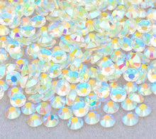 Load image into Gallery viewer, 3mm Jelly Crystals (qty 200)- CRYSTAL CLEAR JELLY AB