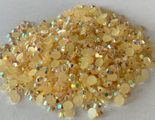 Load image into Gallery viewer, 3mm Jelly Crystals (qty 200) - Cream JELLY AB