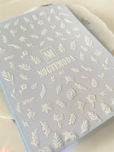 Load image into Gallery viewer, NOGTEMODA Nail stickers 012 - White Leaves