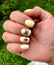 Load image into Gallery viewer, IBDI NAILS slider - 500 - Pretty Florals