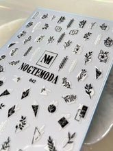 Load image into Gallery viewer, NOGTEMODA Nail stickers 042- Black &amp; White Floral