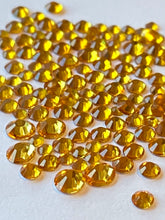 Load image into Gallery viewer, Topaz Gold Crystal Nail Gems (mixed sizes x150)