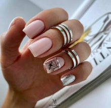 Load image into Gallery viewer, IBDI NAILS slider - AIR 182 - Black &amp; White Florals