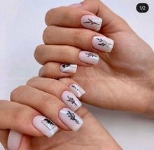 Load image into Gallery viewer, IBDI NAILS - AIR  slider 162 - black and White leaves &amp; Stems