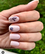 Load image into Gallery viewer, IBDI NAILS slider - 500 - Pretty Florals