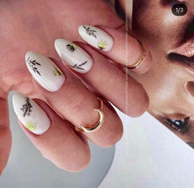 Load image into Gallery viewer, IBDI NAILS - AIR  slider 162 - black and White leaves &amp; Stems