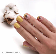 Load image into Gallery viewer, IBDI NAILS - AIR  slider 164- Black &amp; White leaf and floral pattern