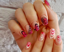 Load image into Gallery viewer, IBDI NAILS - AIR  slider 165 Black and White Wave Pattern