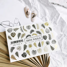 Load image into Gallery viewer, IBDI NAILS slider AIR FOIL 8 - Gold &amp; Black Leaves