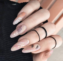 Load image into Gallery viewer, IBDI NAILS - AIR  slider 158 - Black &amp; White Snakes