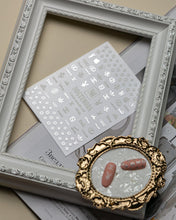 Load image into Gallery viewer, COMBI METALLIC 038 - Logos Silver &amp; White