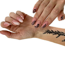 Load image into Gallery viewer, IBDI NAILS - AIR  slider 165 Black and White Wave Pattern