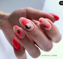 Load image into Gallery viewer, IBDI NAILS - AIR  slider 162 - black and White leaves &amp; Stems
