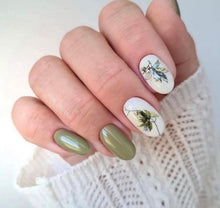 Load image into Gallery viewer, IBDI NAILS slider - COLORFUL 117 - Spring Leaves