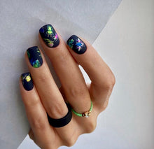 Load image into Gallery viewer, IBDI NAILS slider AIR FOIL 26 - Metallic Bugs &amp; Butterflies