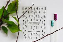 Load image into Gallery viewer, NOGTEMODA Nail stickers 042- Black &amp; White Floral