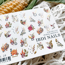 Load image into Gallery viewer, IBDI NAILS slider AIR FOIL 28 - Floral &amp; Gold Accents