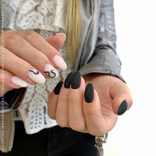 Load image into Gallery viewer, IBDI NAILS - AIR  slider 158 - Black &amp; White Snakes